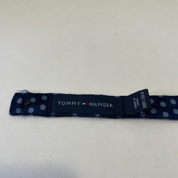Tommy Hilfiger Bowtie - Picture 2 of 2